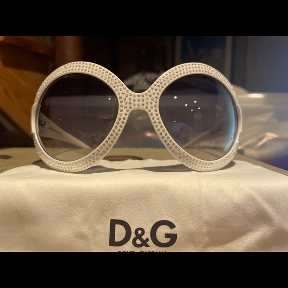 D&G Dolce & Gabbana White Crystal Sunglasses - Picture 1 of 13